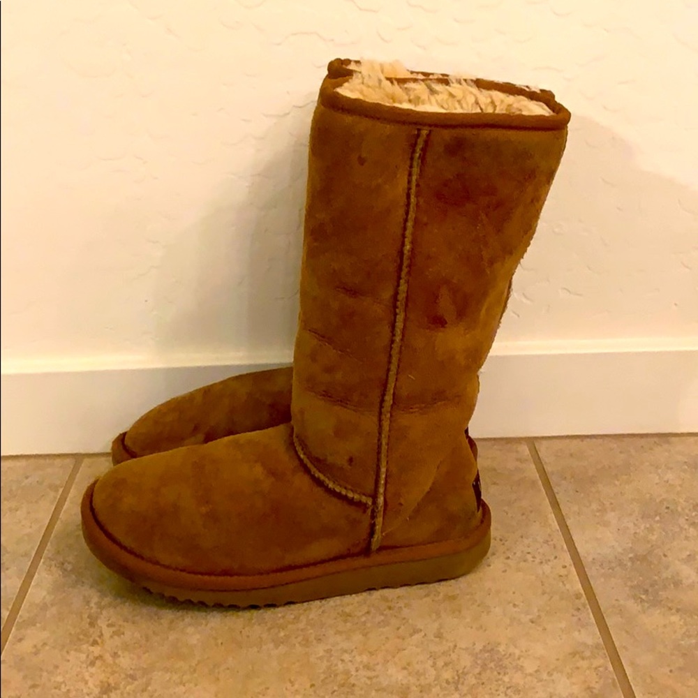 UGG Tall chestnut boots size 5